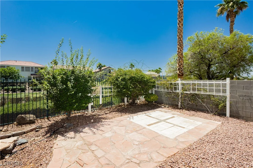 1311 Rolling Sunset, Henderson, NV 89052