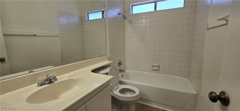 4041 Saguaro, Las Vegas, NV 89110