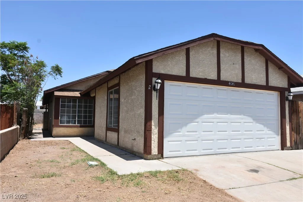 4041 Saguaro, Las Vegas, NV 89110