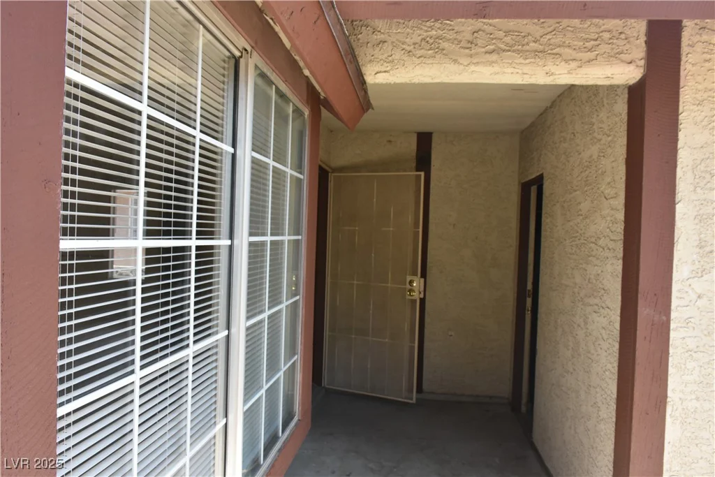 4041 Saguaro, Las Vegas, NV 89110
