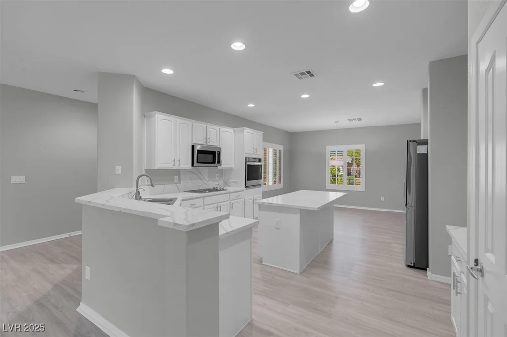 2144 Mountain City, Henderson, NV 89052