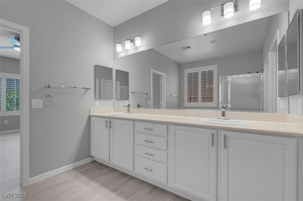 2144 Mountain City, Henderson, NV 89052
