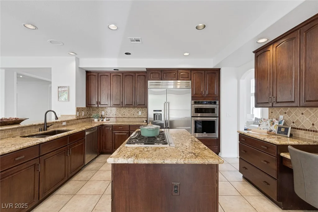 8825 Rozetta, Las Vegas, NV 89134