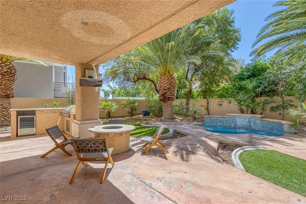 8825 Rozetta, Las Vegas, NV 89134