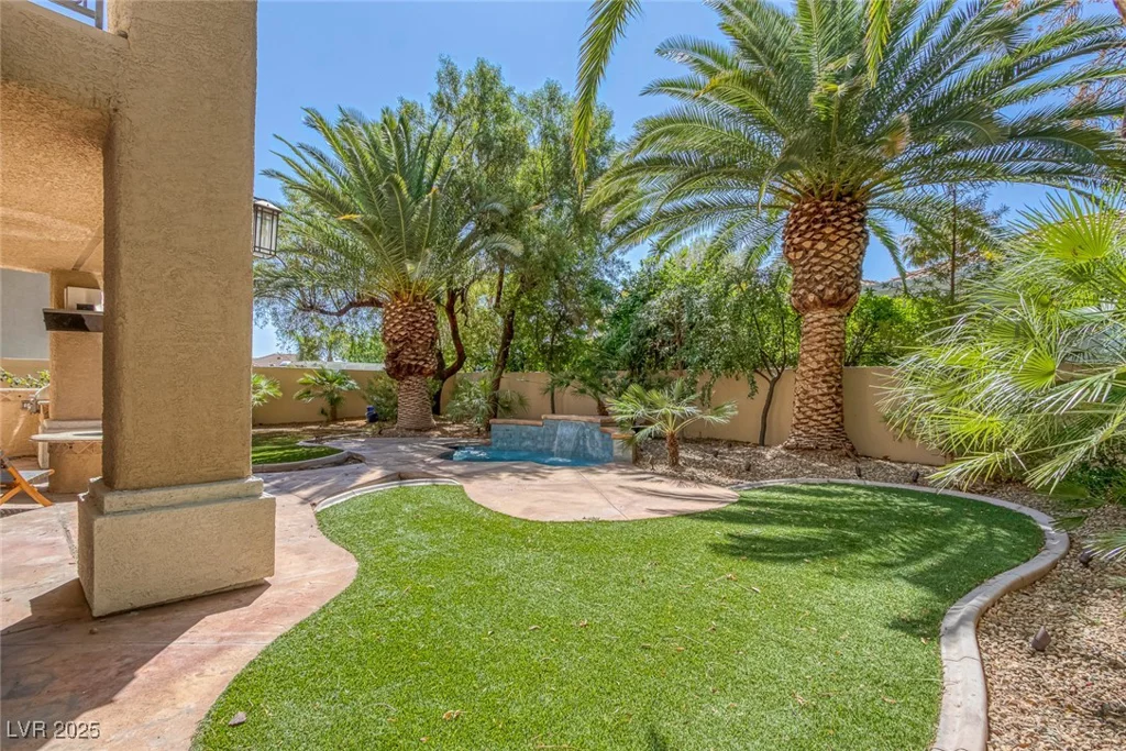 8825 Rozetta, Las Vegas, NV 89134