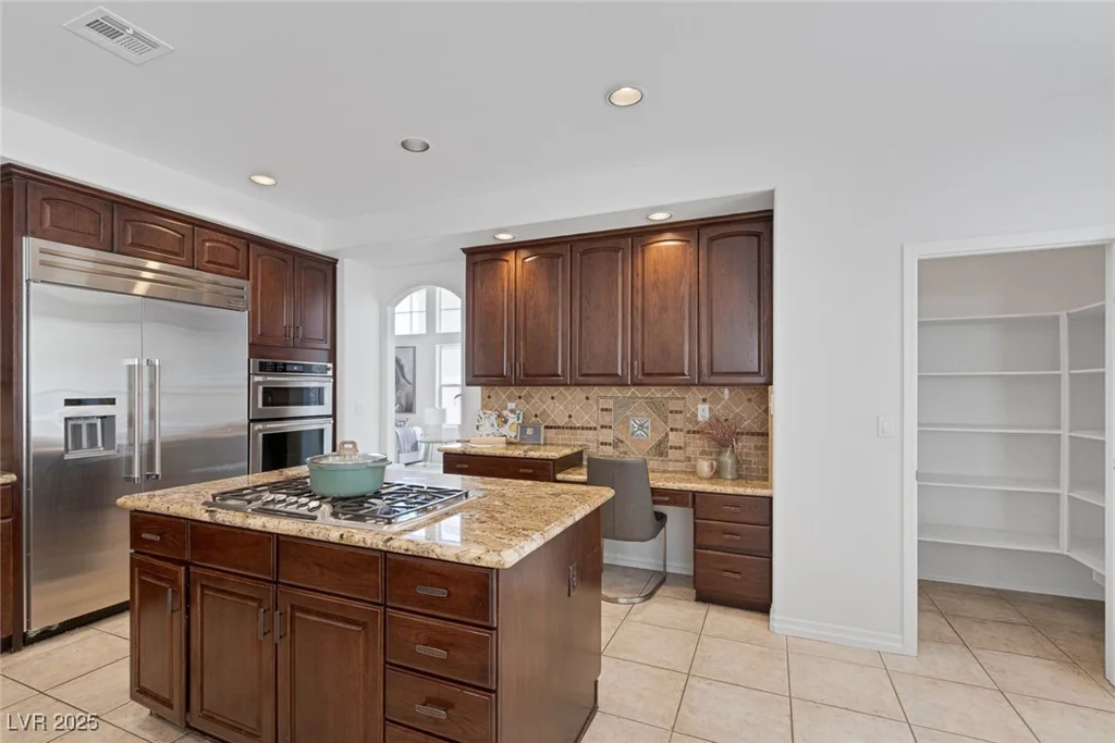 8825 Rozetta, Las Vegas, NV 89134