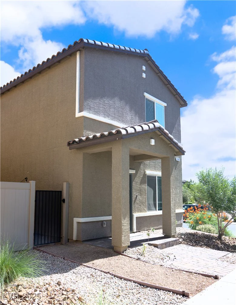 7411 Sunray Point, North Las Vegas, NV 89084