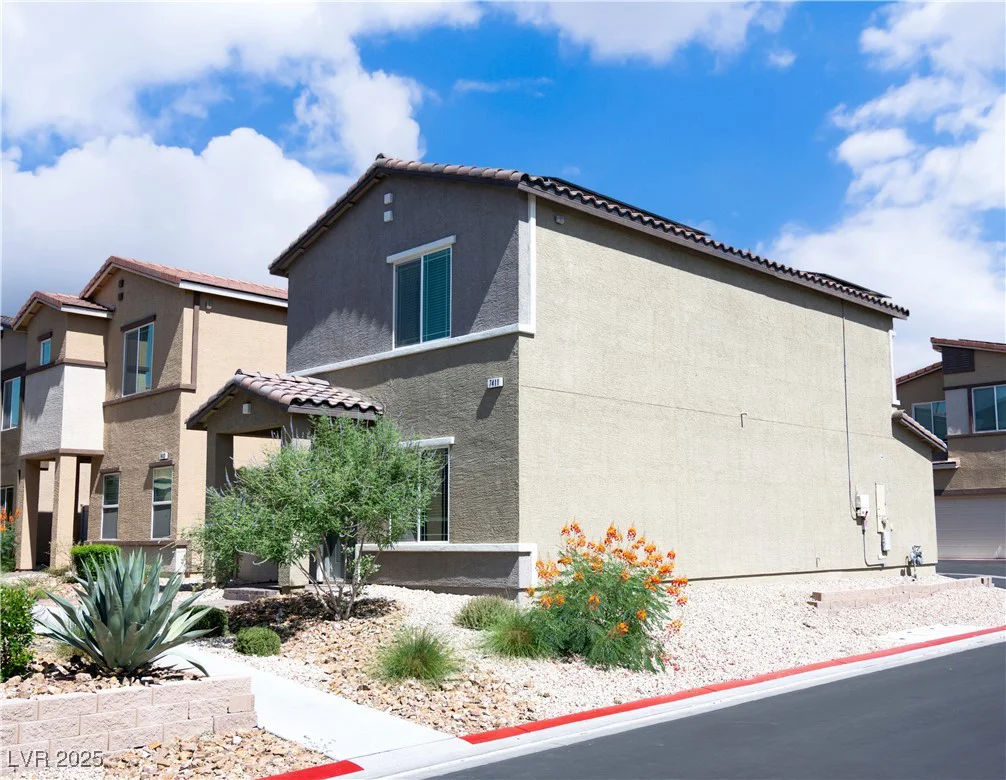 7411 Sunray Point, North Las Vegas, NV 89084