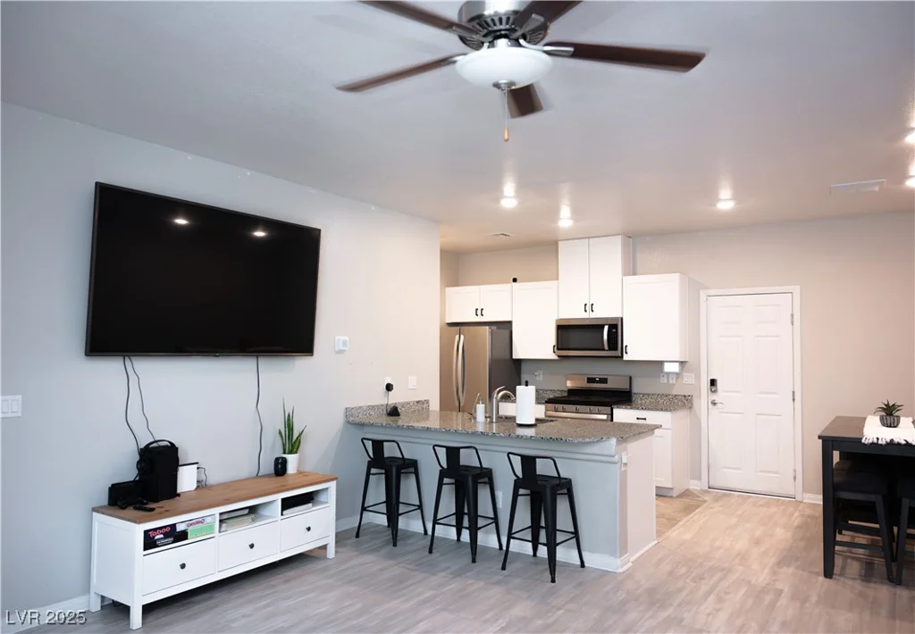 7411 Sunray Point, North Las Vegas, NV 89084