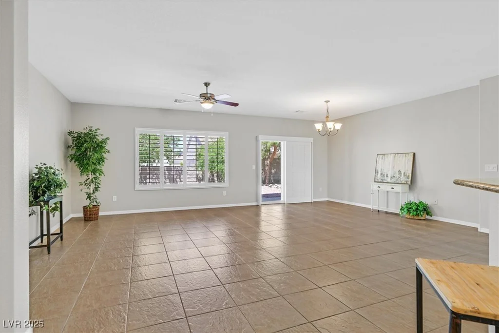 2292 Saxtons River, Henderson, NV 89044