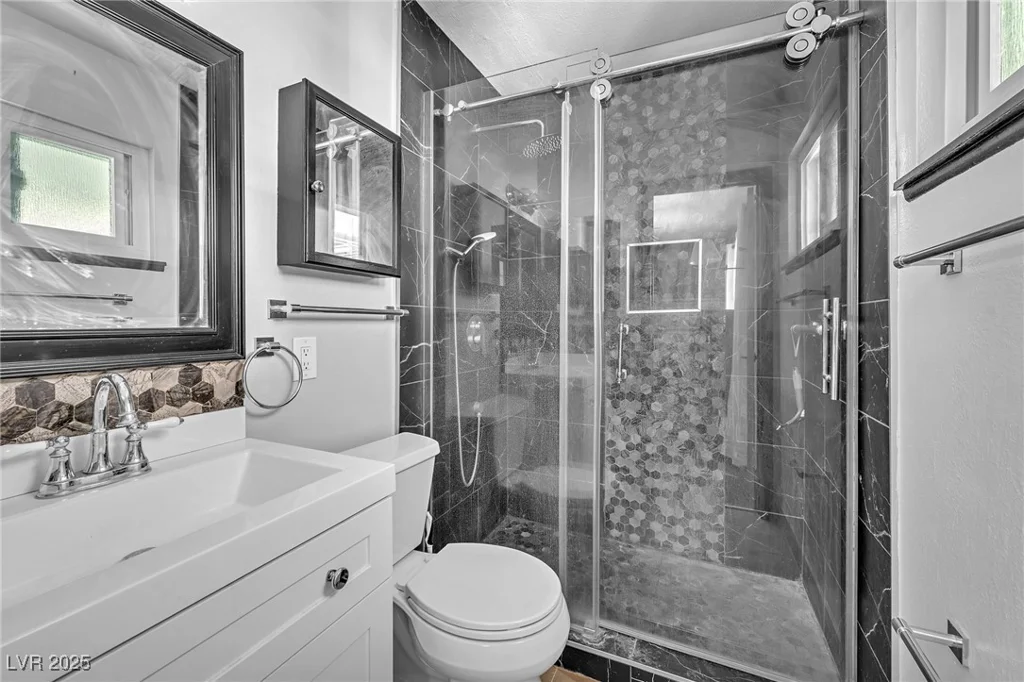 6313 Cromwell, Las Vegas, NV 89107