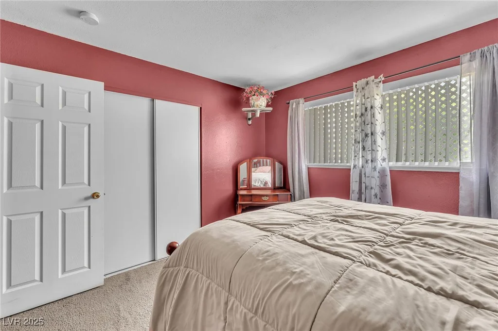 6313 Cromwell, Las Vegas, NV 89107