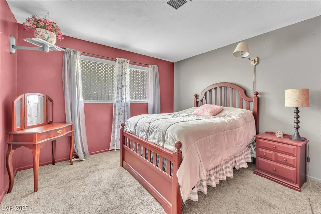 6313 Cromwell, Las Vegas, NV 89107