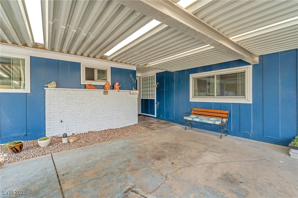 6313 Cromwell, Las Vegas, NV 89107