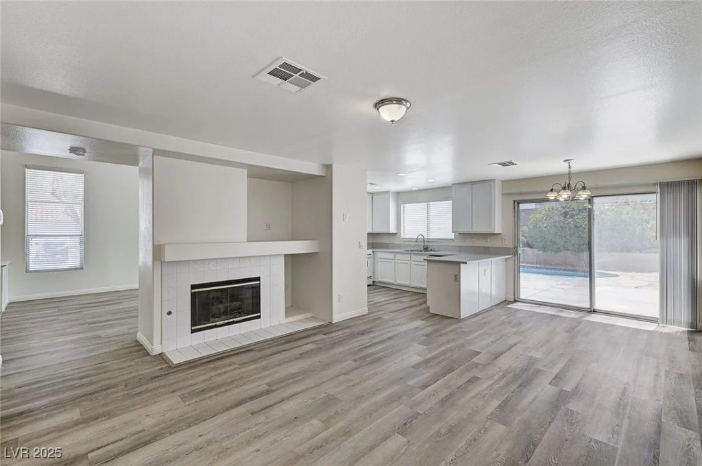 7521 Reindeer, Las Vegas, NV 89147
