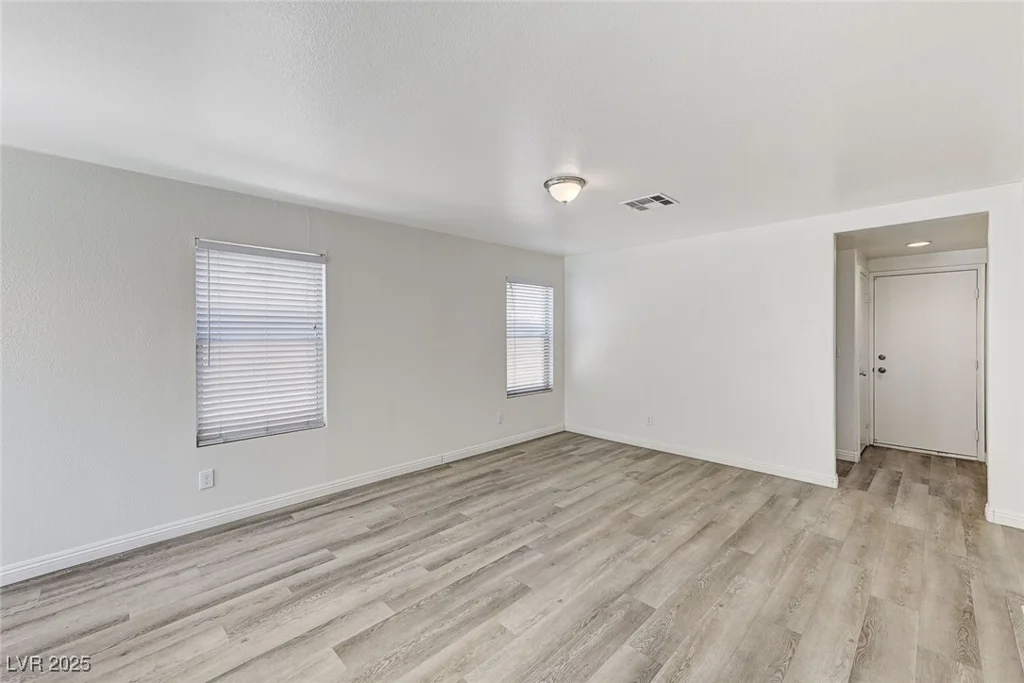 7521 Reindeer, Las Vegas, NV 89147