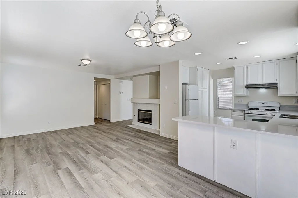 7521 Reindeer, Las Vegas, NV 89147