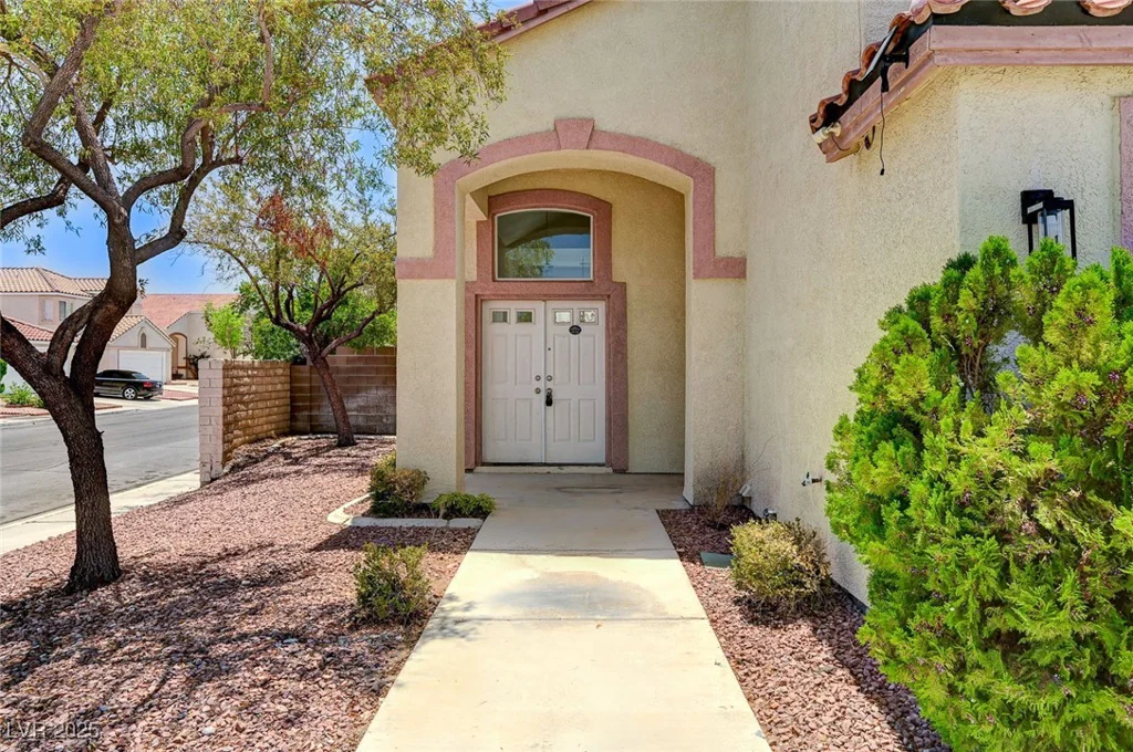 7521 Reindeer, Las Vegas, NV 89147