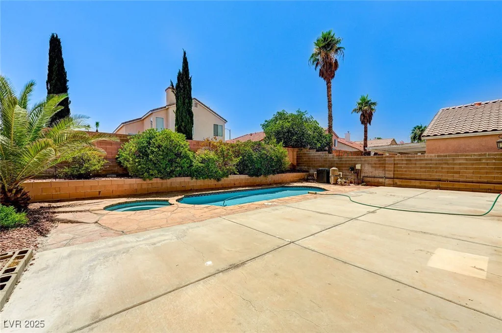 7521 Reindeer, Las Vegas, NV 89147
