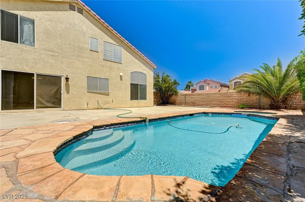 7521 Reindeer, Las Vegas, NV 89147