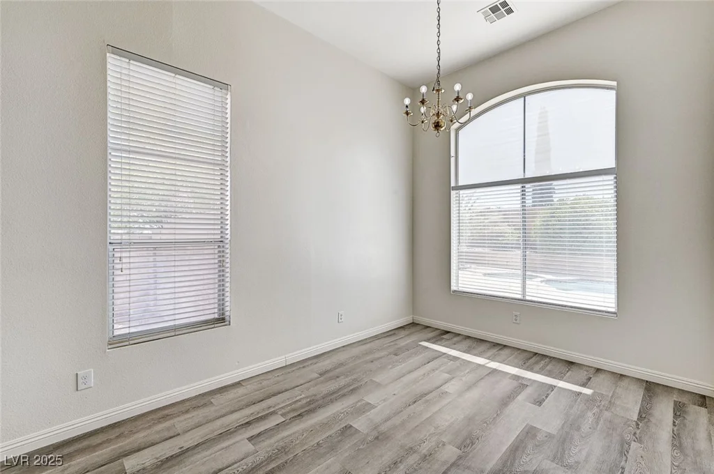 7521 Reindeer, Las Vegas, NV 89147