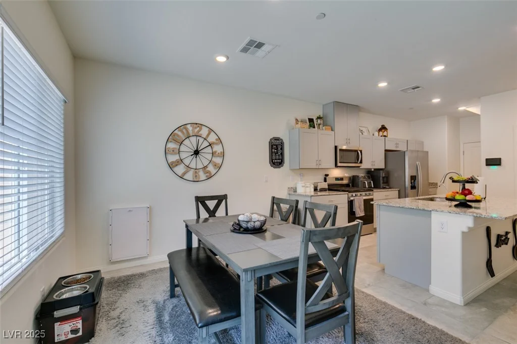 10939 Cheshire Woods, Las Vegas, NV 89166