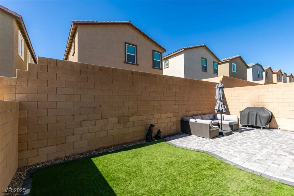 10939 Cheshire Woods, Las Vegas, NV 89166