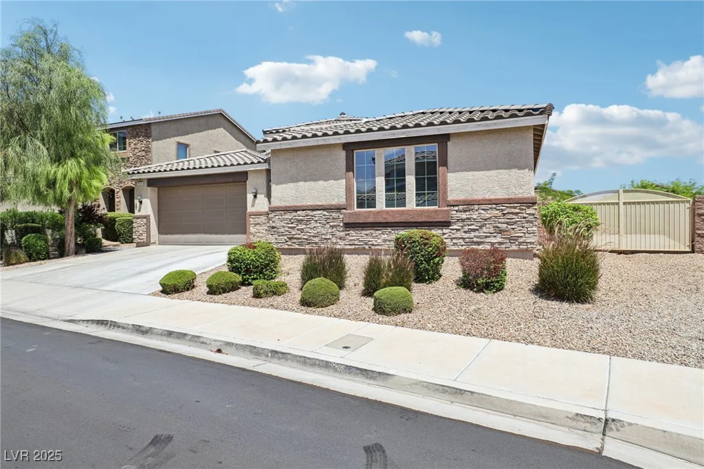 740 Flowing Meadow, Henderson, NV 89014