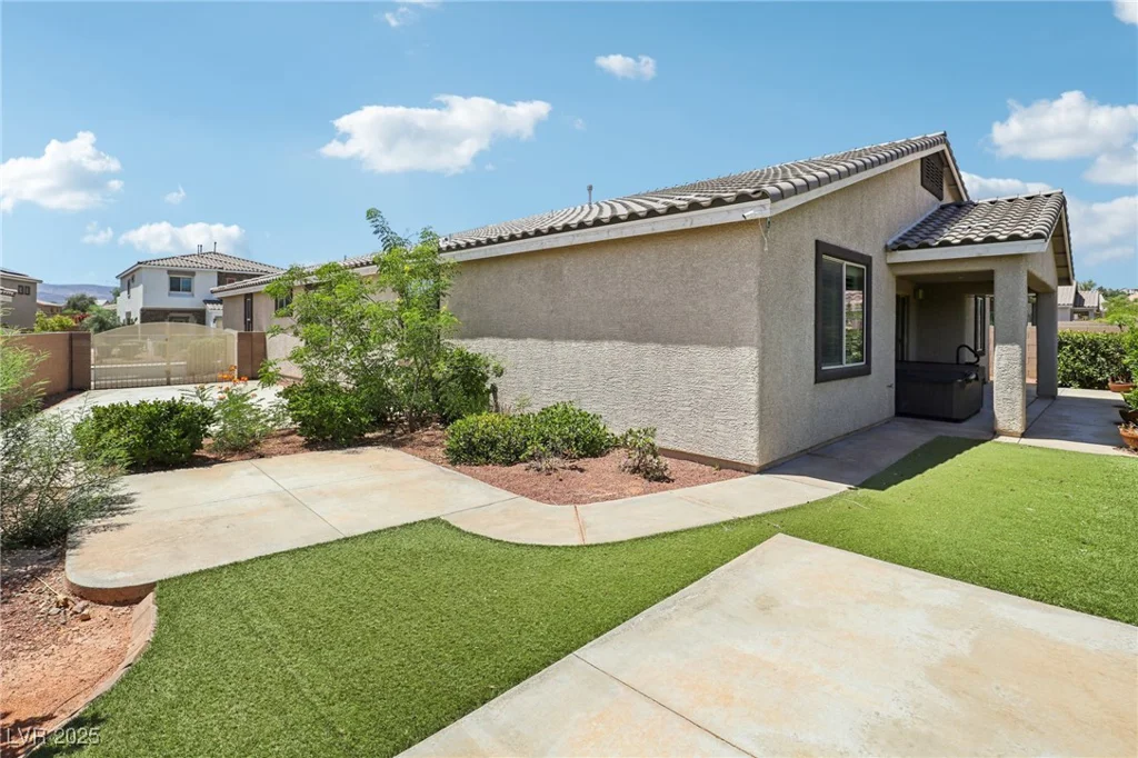 740 Flowing Meadow, Henderson, NV 89014