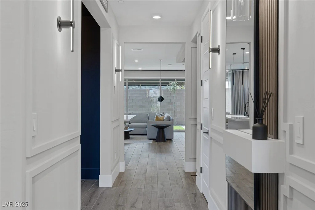 9617 Sard, Las Vegas, NV 89143