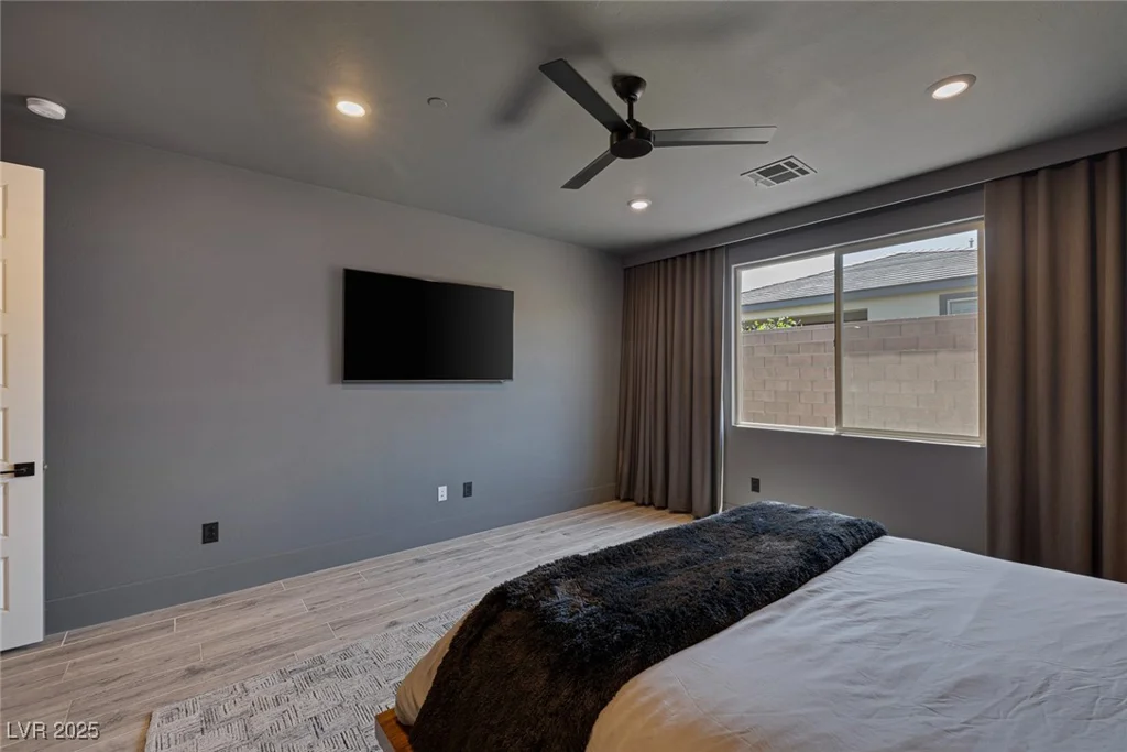9617 Sard, Las Vegas, NV 89143