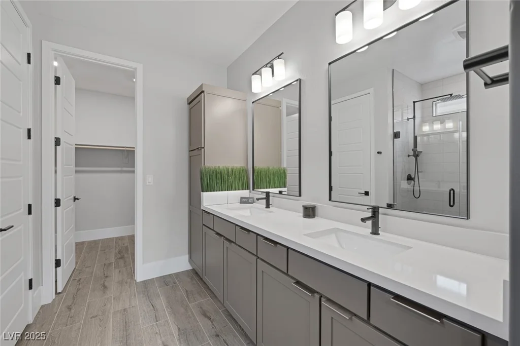 9617 Sard, Las Vegas, NV 89143