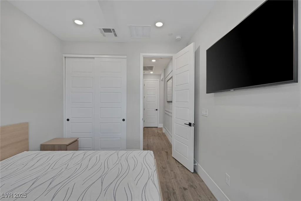 9617 Sard, Las Vegas, NV 89143