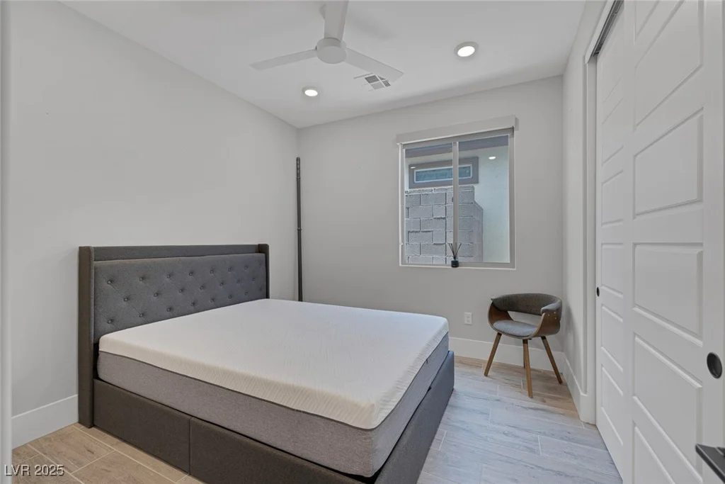 9617 Sard, Las Vegas, NV 89143