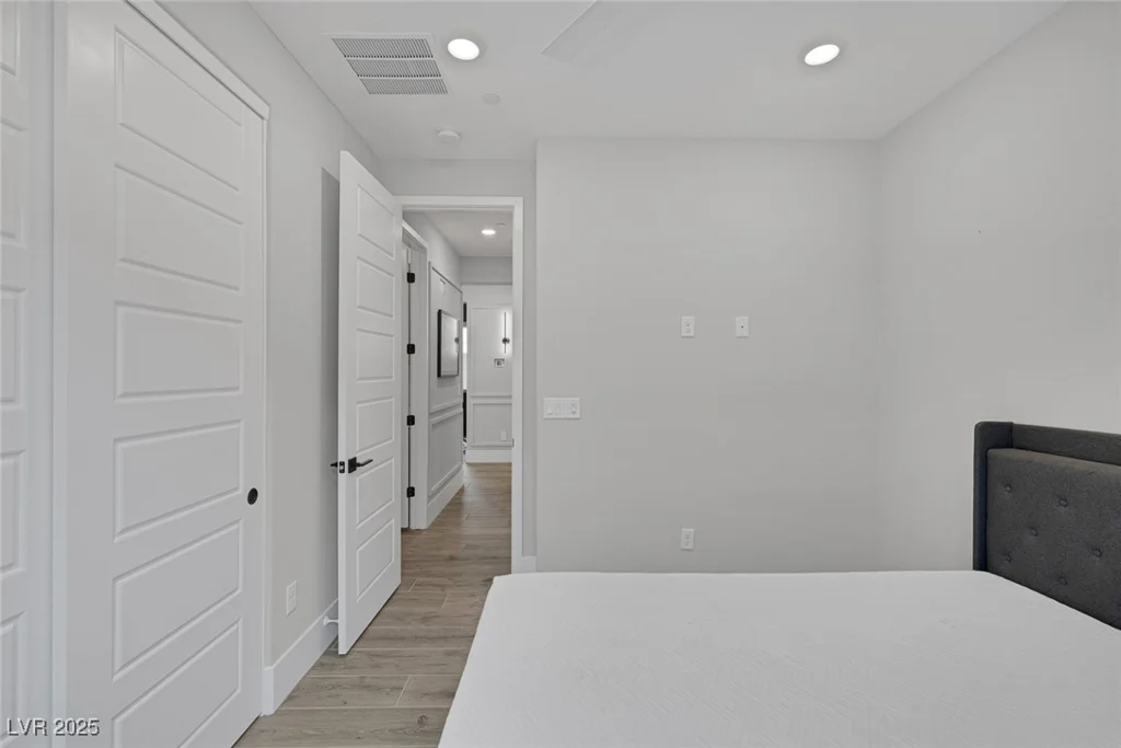 9617 Sard, Las Vegas, NV 89143