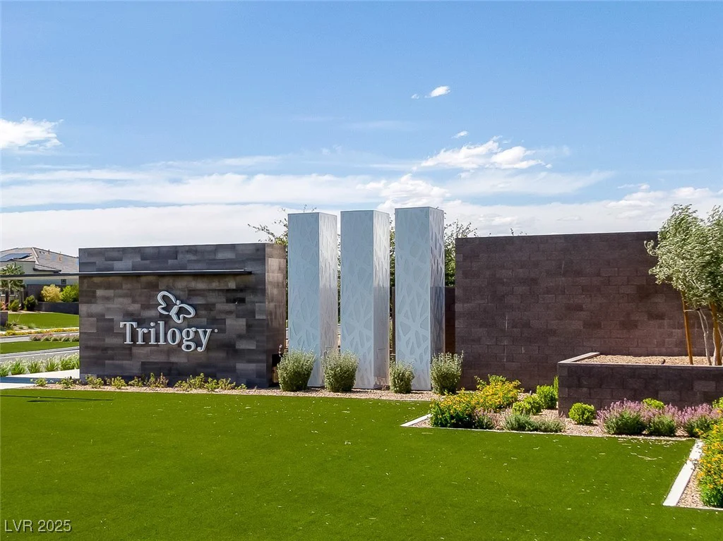 9617 Sard, Las Vegas, NV 89143