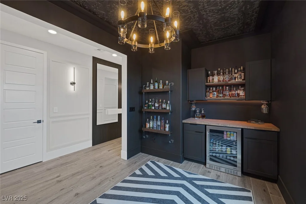 9617 Sard, Las Vegas, NV 89143