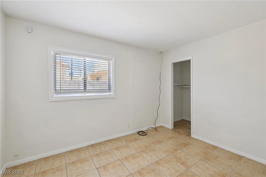 882 Westminster, Las Vegas, NV 89119
