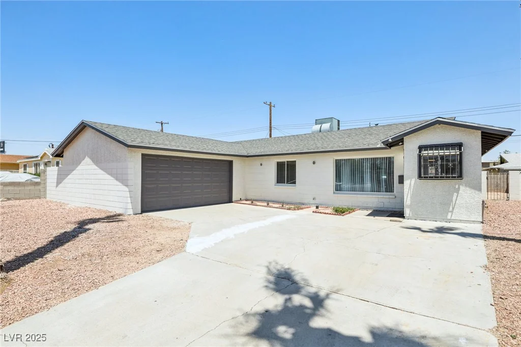 882 Westminster, Las Vegas, NV 89119
