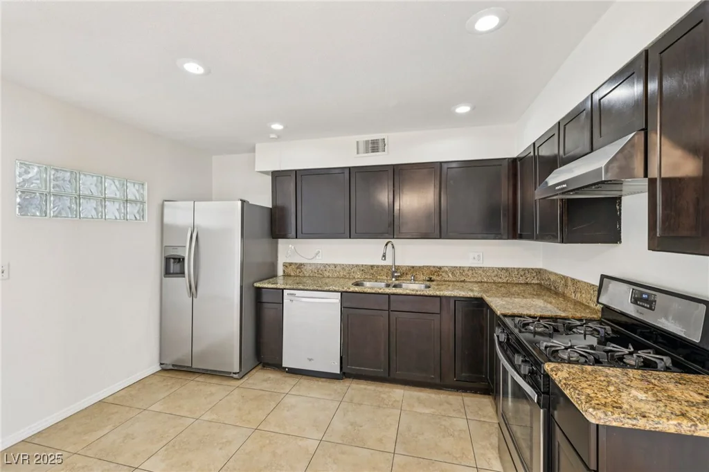 882 Westminster, Las Vegas, NV 89119