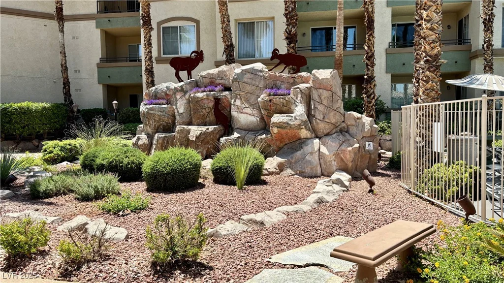 7163 Durango, Las Vegas, NV 89113