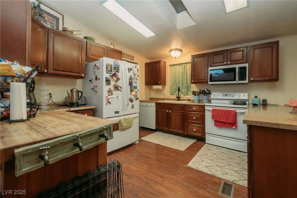 3485 Gally, Pahrump, NV 89060