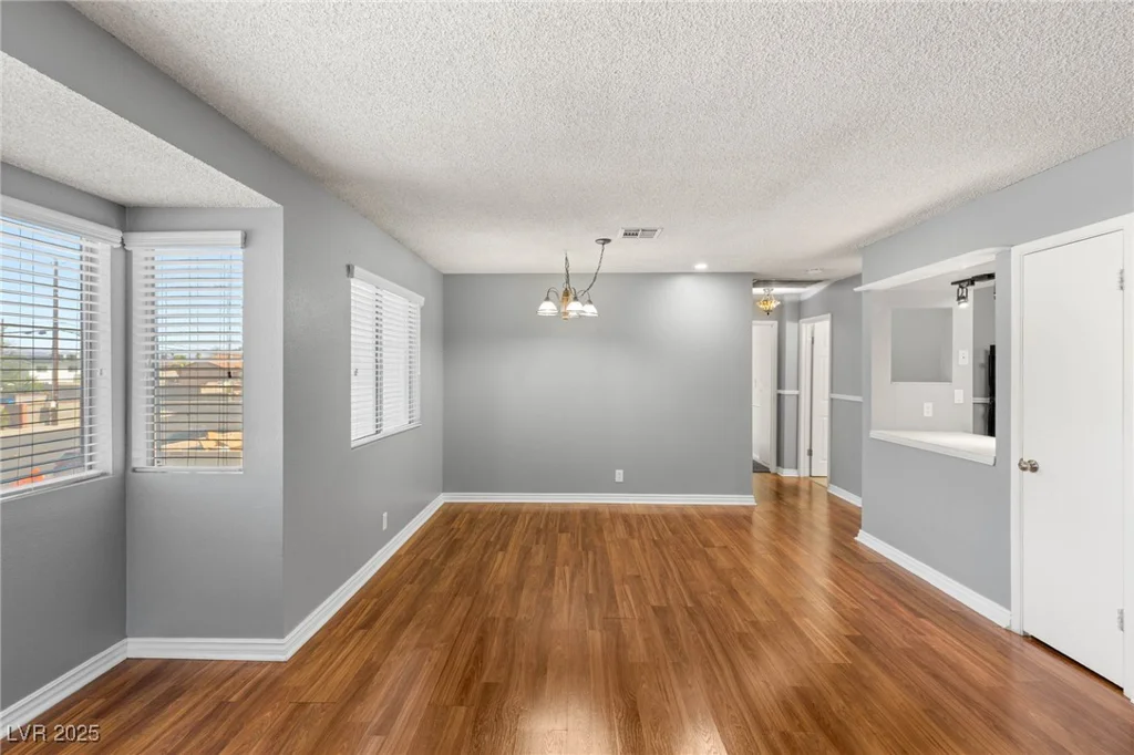 5043 Spencer, Las Vegas, NV 89119