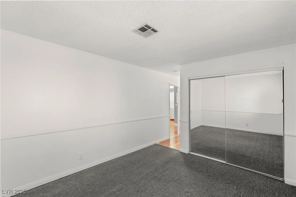 5043 Spencer, Las Vegas, NV 89119