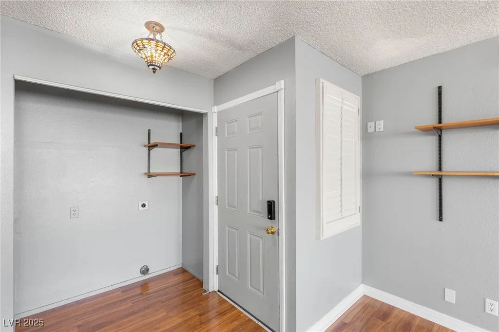 5043 Spencer, Las Vegas, NV 89119