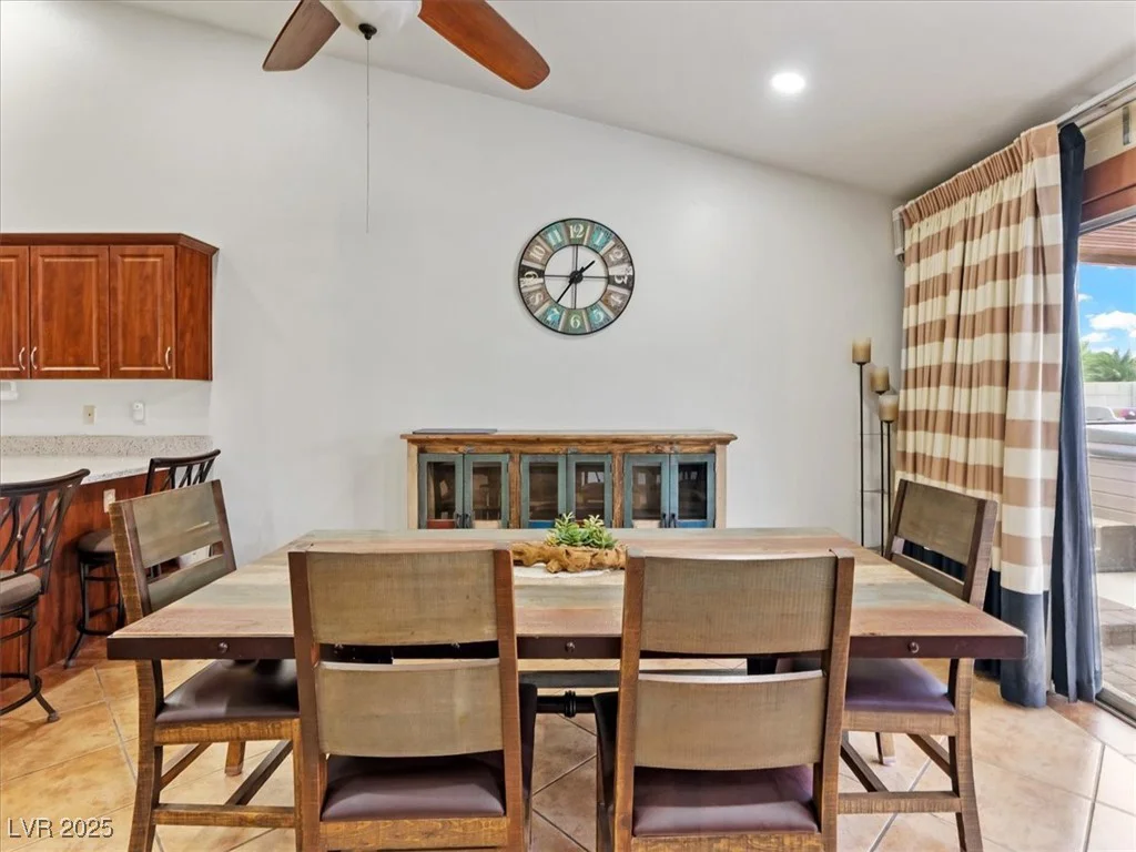 4591 Carmar, Las Vegas, NV 89122