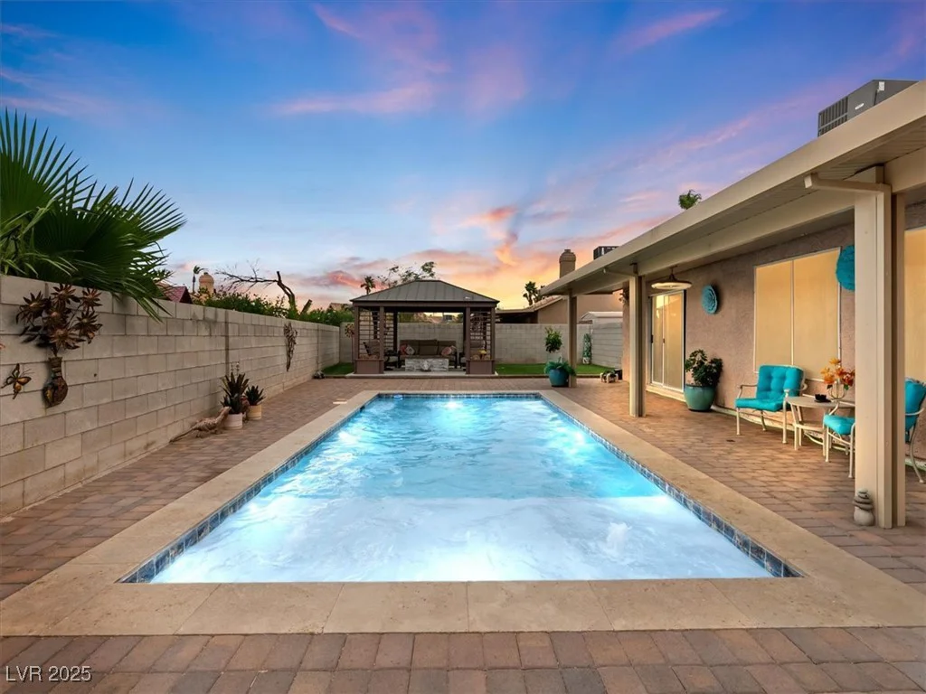 4591 Carmar, Las Vegas, NV 89122