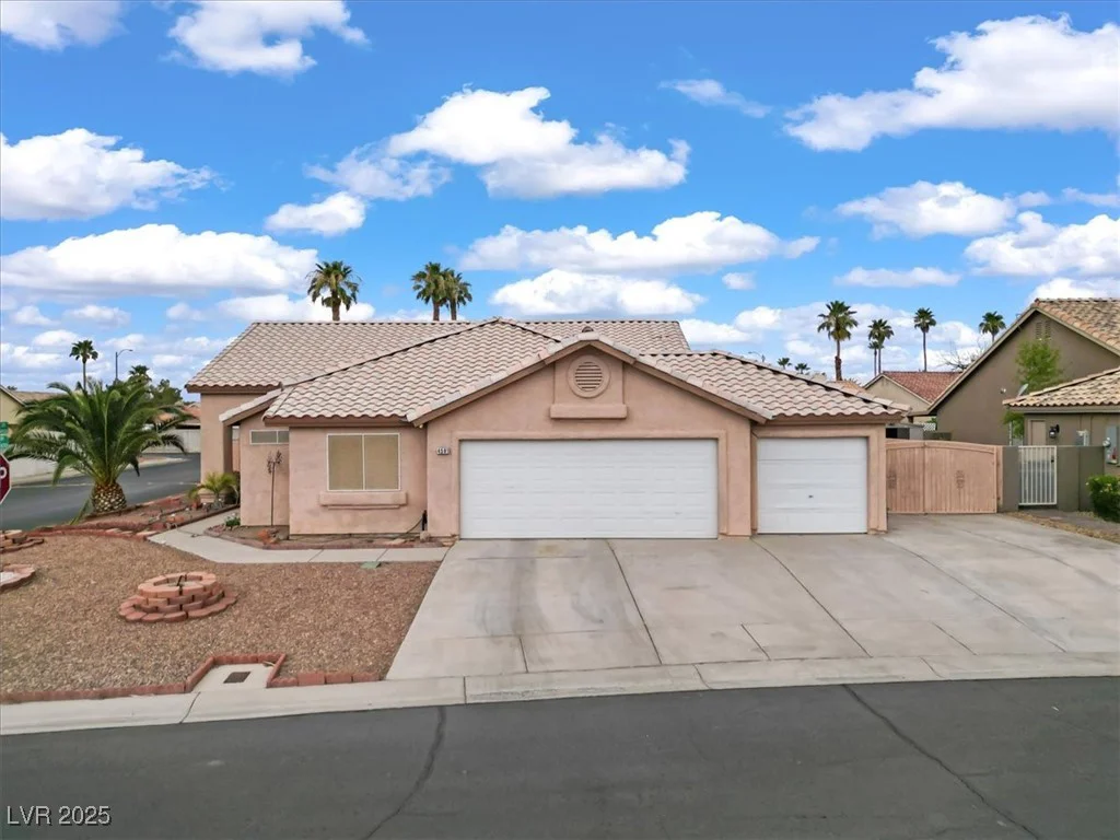 4591 Carmar, Las Vegas, NV 89122