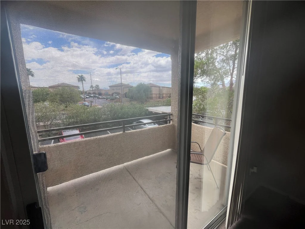 1830 Buffalo, Las Vegas, NV 89128