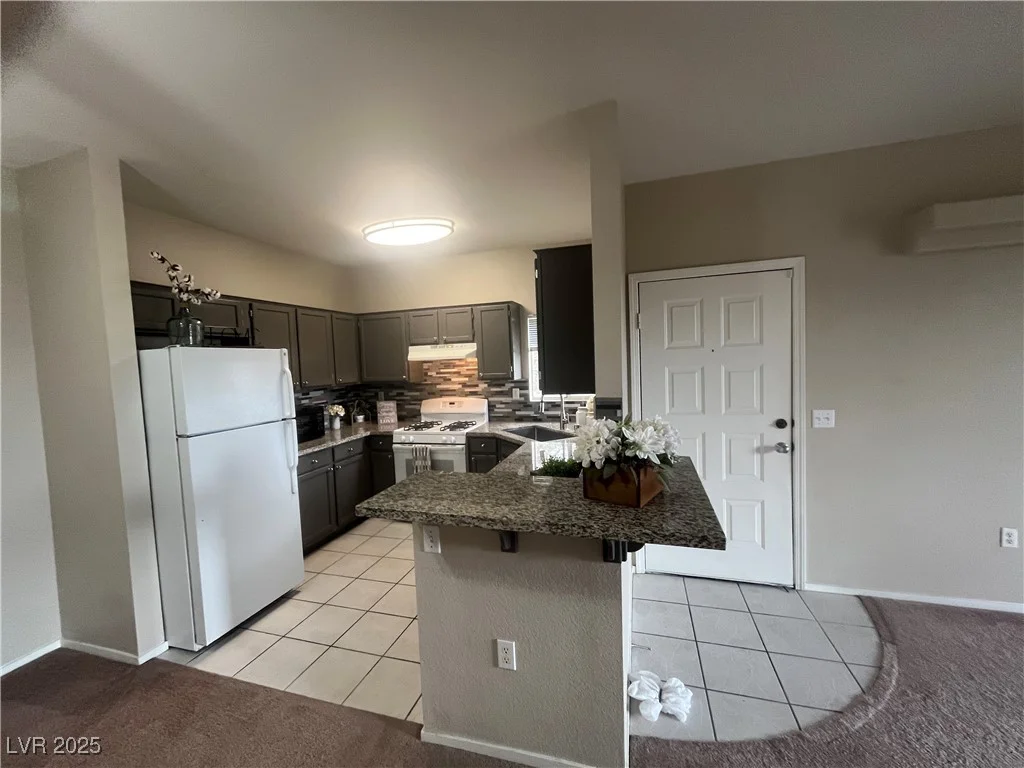 1830 Buffalo, Las Vegas, NV 89128